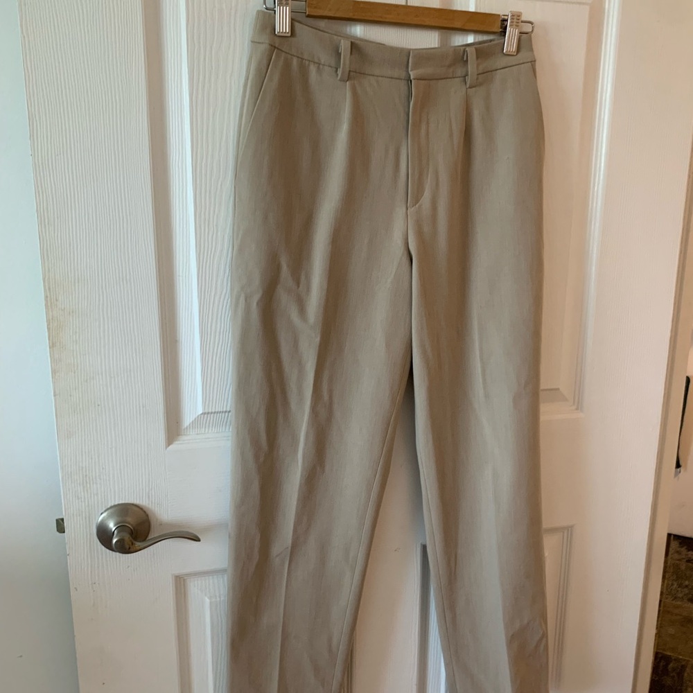 Uniqlo Women's Beige Chinos